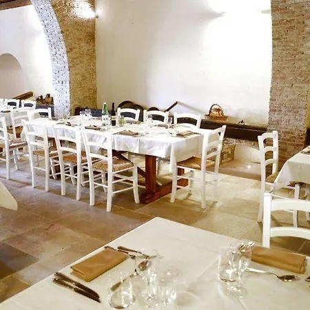 Hotel Masseria Celentano Relais & *