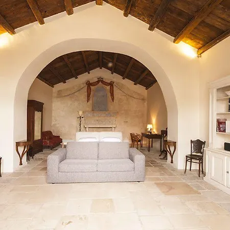 Masseria Celentano Relais & *